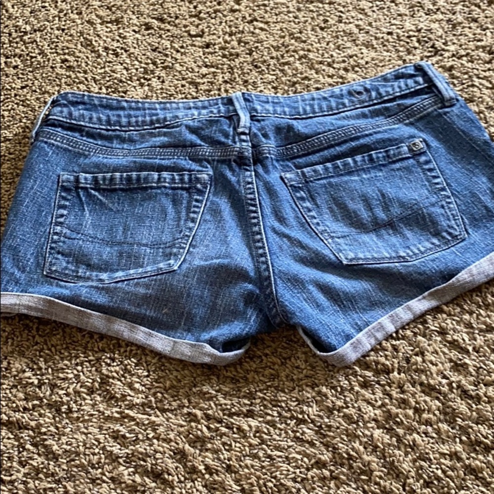 Bullhead Shorts - Picture 3 of 3